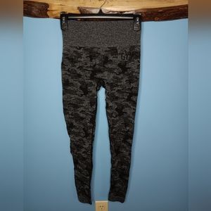 Gymshark Fitted Leggings - Black Camo - Size Small